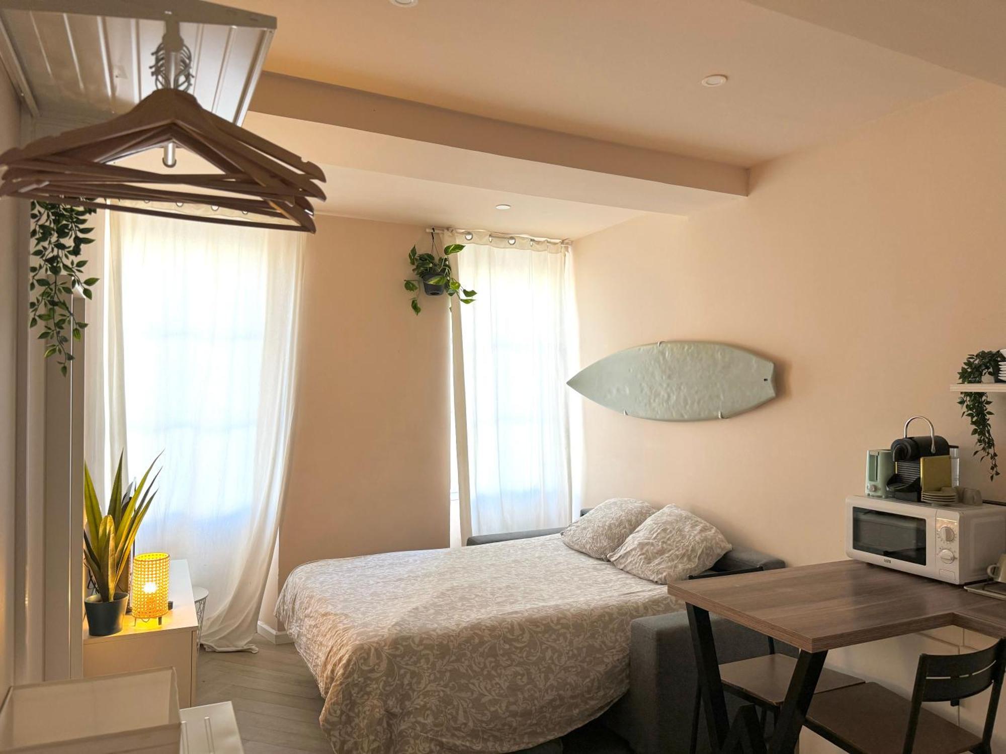 Studio Malibu Central, Lumineux Et Confortable Apartment Hyeres Exterior photo
